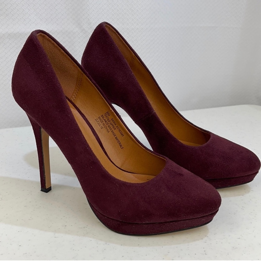 XOXO Platform Burgundy Pumps